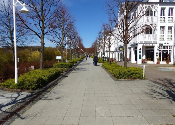 12 - Seewald Haus Huehnergott * Sellin (Rugen)